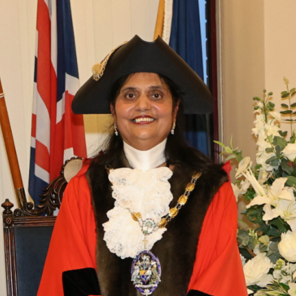 Cllr Sarbie Kang, Mayor of Surrey Heath