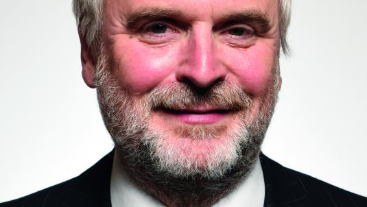 Headshot of Cllr David Lewis