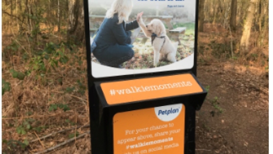 Dog poo bag station