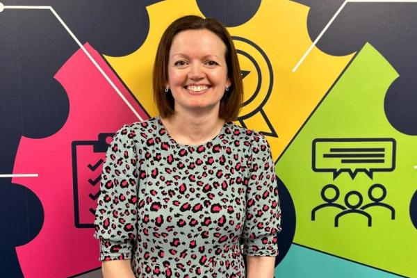 Jo, Communications Officer