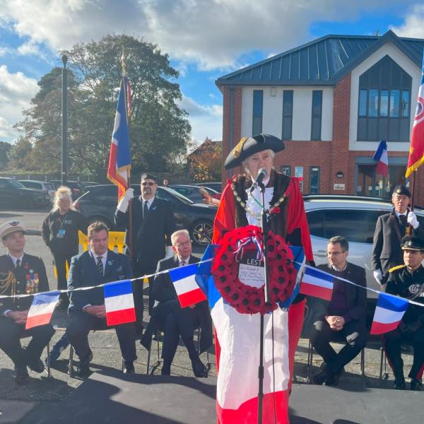 Mayor of Surrey Heath speaking at Free French Forces event